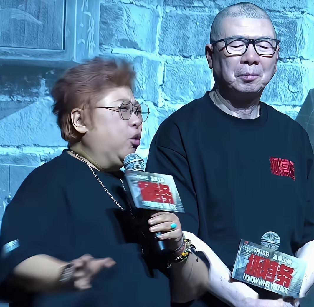为什么这次都不给韩红面了？首先，老百姓为什么支持韩红？是因为大家心里都有一杆秤，