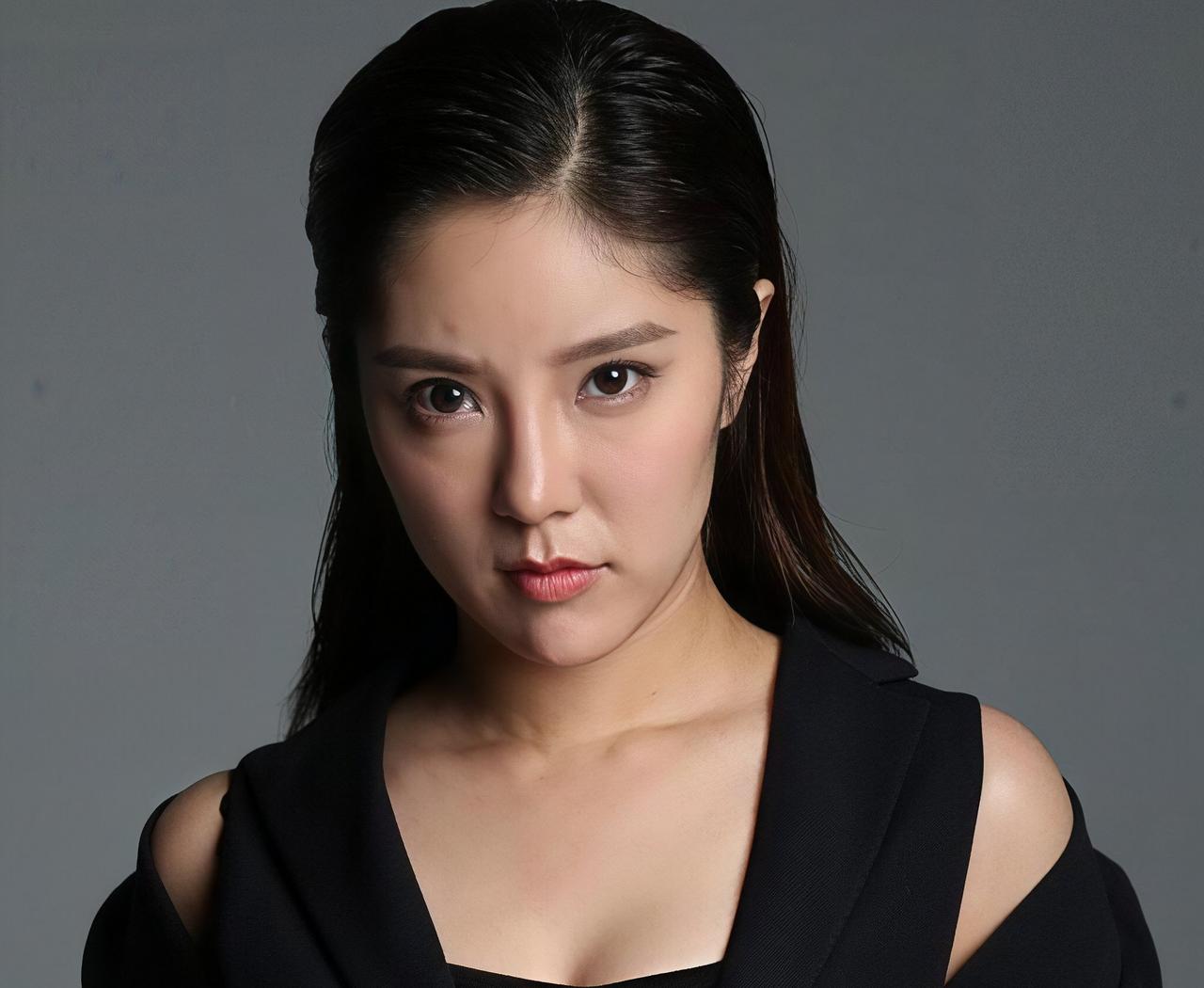 在恋爱综艺里，女明星也会遭遇“社交滑铁卢”？2026年，39岁的赵奕欢参加恋综。