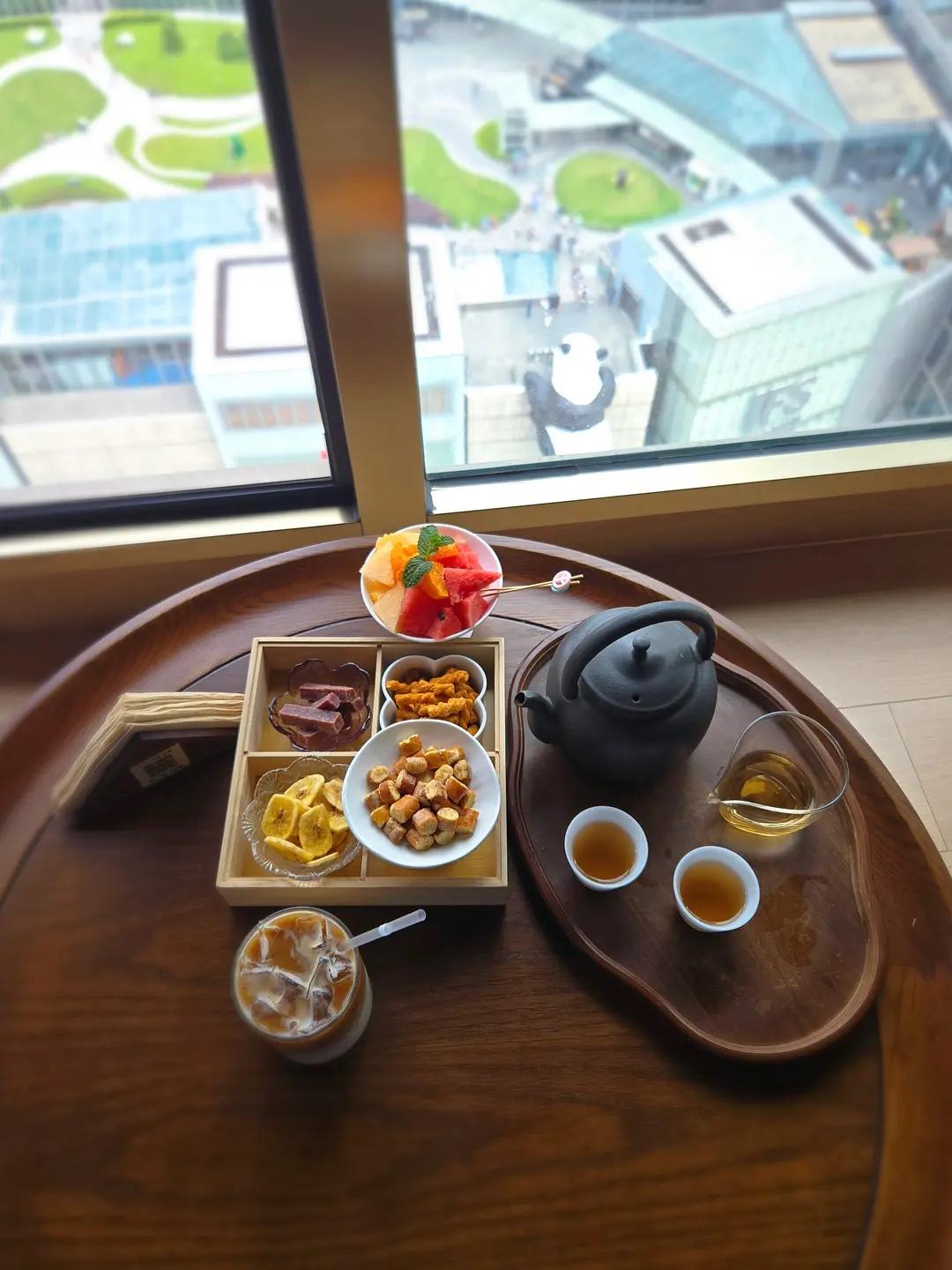 人性铁律：一、你去洗脚的时候，你同技师聊得越亲近，她的服务就越差；二、家