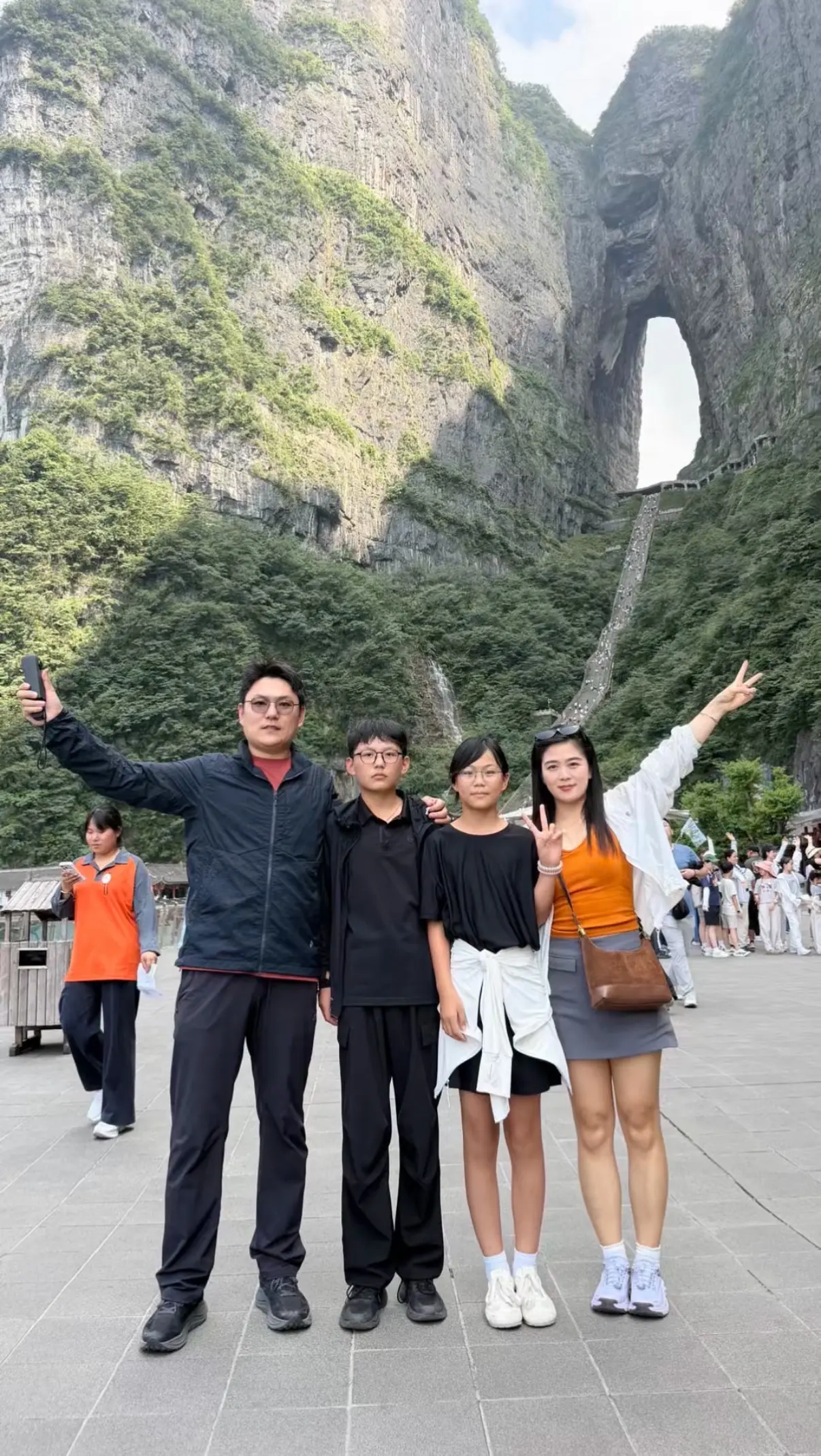 一家四口。记录一家四口的幸福时刻