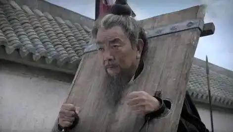 晁错是汉景帝最信任的老师，为何却被汉景帝腰斩于东市？这件事，是西汉历史里最让