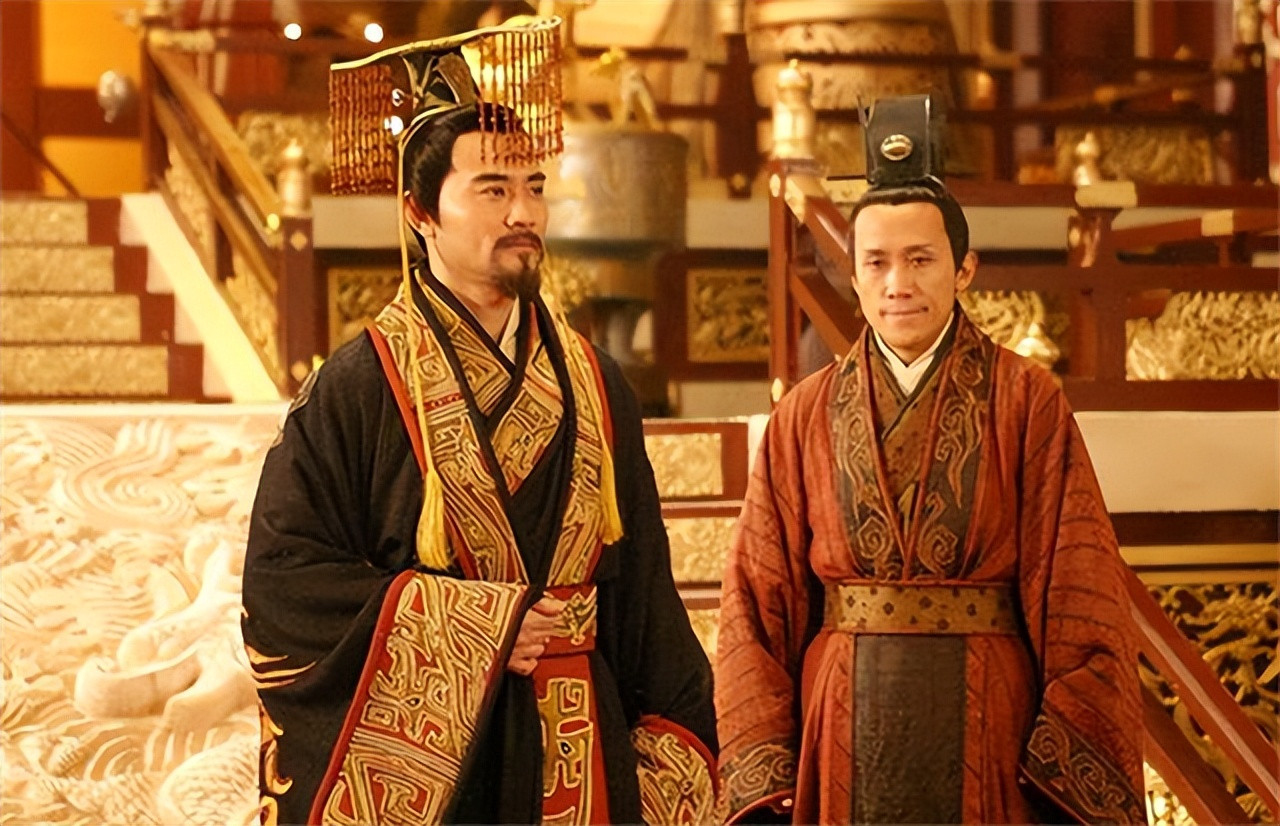 838年，唐朝宰相李石正骑马上朝，一群武士突然冲杀过来，眼见护卫一个个倒下，李石