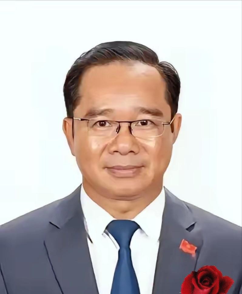 越南国立大学的阮文泰教授：“虽然我个人对中国有意见，但不得不承认，在黄种人当中，