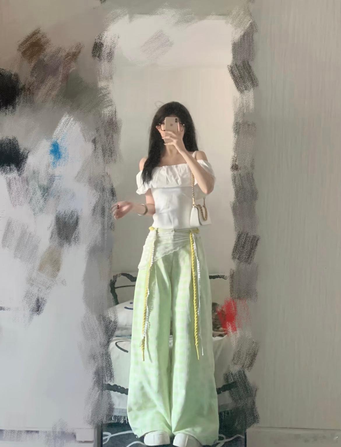 女生审美，选1还是2啊啊啊​​​