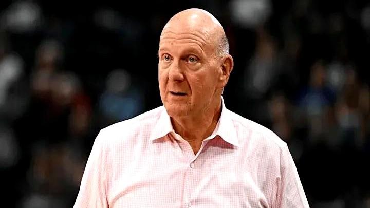🏀“鲍尔默这是要砸钱砸出个冠军吗？😂”快船老板鲍尔默近日受访，直言理解湖人