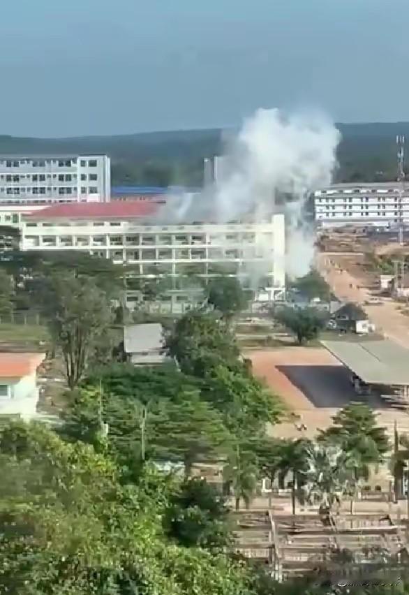 其实中国对柬埔寨普通人并无反感，对柬埔寨王室也表示敬重。真正招人厌恶的是柬埔寨