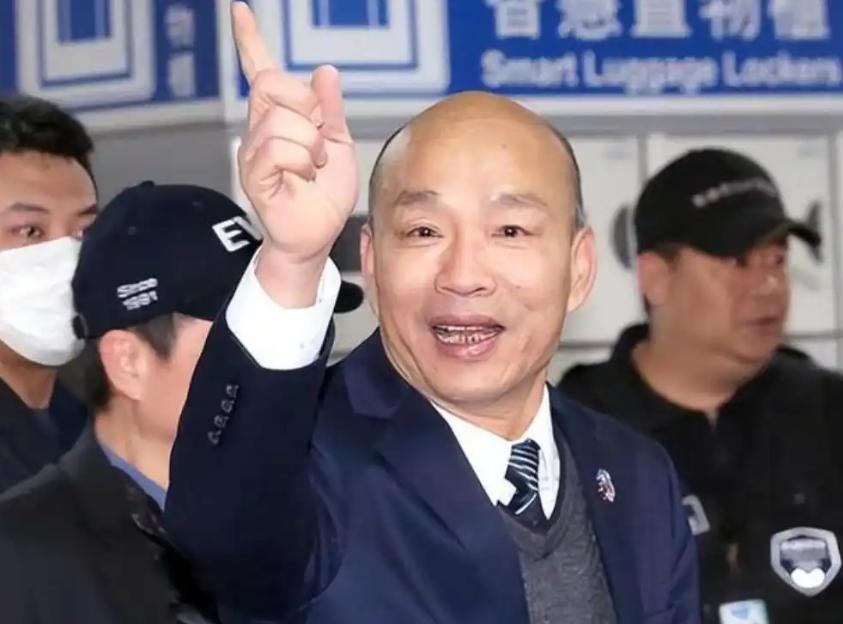 正当岛内在野阵营陷入内乱，韩国瑜逼傅崐萁放手总预算，美国出手让无人机预算过关，蓝