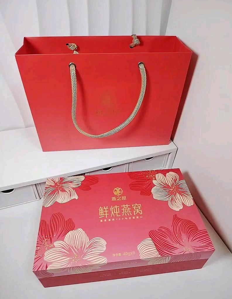 女子去婆婆家，发现婆婆家橱柜里有两盒燕窝，就说：“妈，你这燕窝谁送的？我正想求人