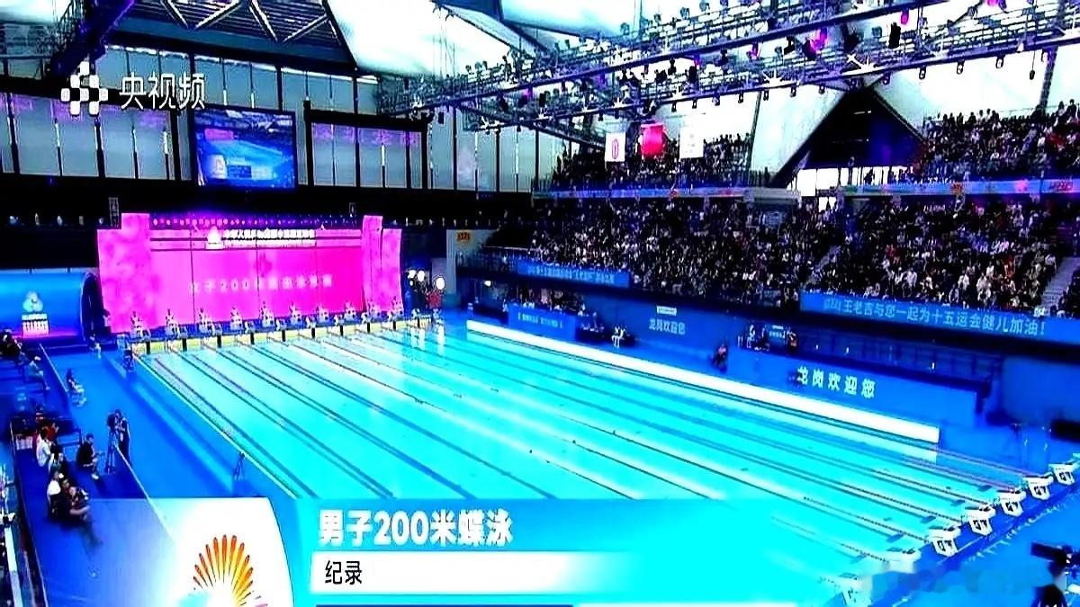 中国游泳的后备力量，这次真藏不住了！18岁陶冠男仰泳破54秒，16岁陈俊儿蝶泳接