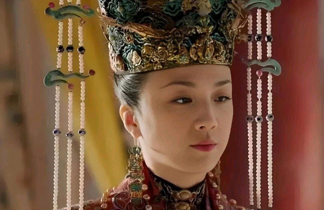 1202年，贵妃杨桂枝用计将宋宁宗骗到其寝宫后，又将宁宗灌醉。宁宗想要她侍寝，没