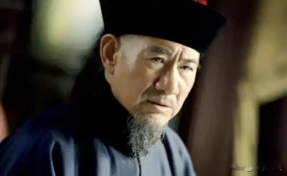 李鸿章,曾国藩,左宗棠谁最正义?晚清那个烂泥潭，活着把人推下坑，死了被人刨出