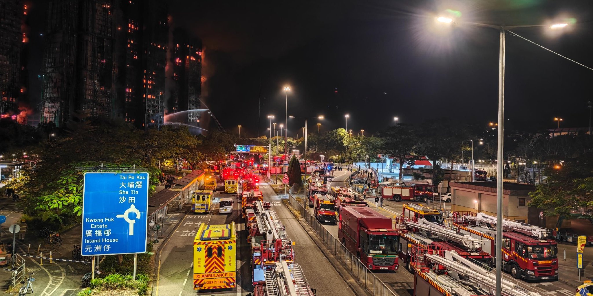 香港大埔火灾救援: 无人机如何才能真正解决高空灭火难题?