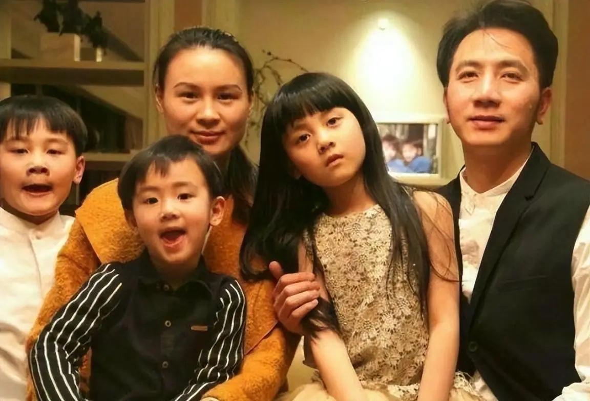 找保姆一定要做调查啊，应该去保姆的老家打听一下保姆的为人。那种有不良嗜好的一定