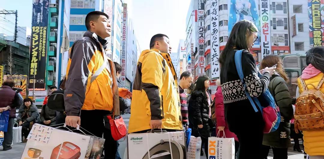 昨晚，和一位在日本的朋友聊天，他透露了1个消息，让我感到风向变了！他讲的事挺
