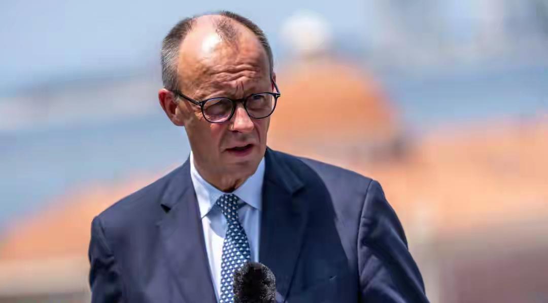 【德国经济将要雪崩】柏林时间2025年12月2日，德国工业联合会（BDI）主席