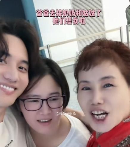张檬产后长了些许白发，当妈真的不容易。婆婆和姑子从韩国飞到杭州去看张檬和儿子，语