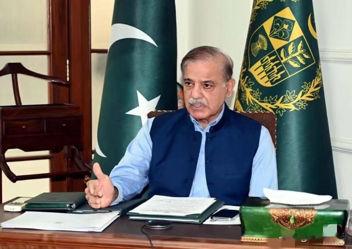 边境紧张巴总理强硬发声！2026年2月27日，巴基斯坦总理夏巴兹·谢里夫发表