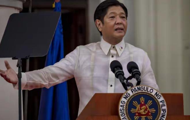 小马科斯彻底懵了！在近期，中国解放军在巡视南海的时候，菲律宾一家媒体公然宣布了一