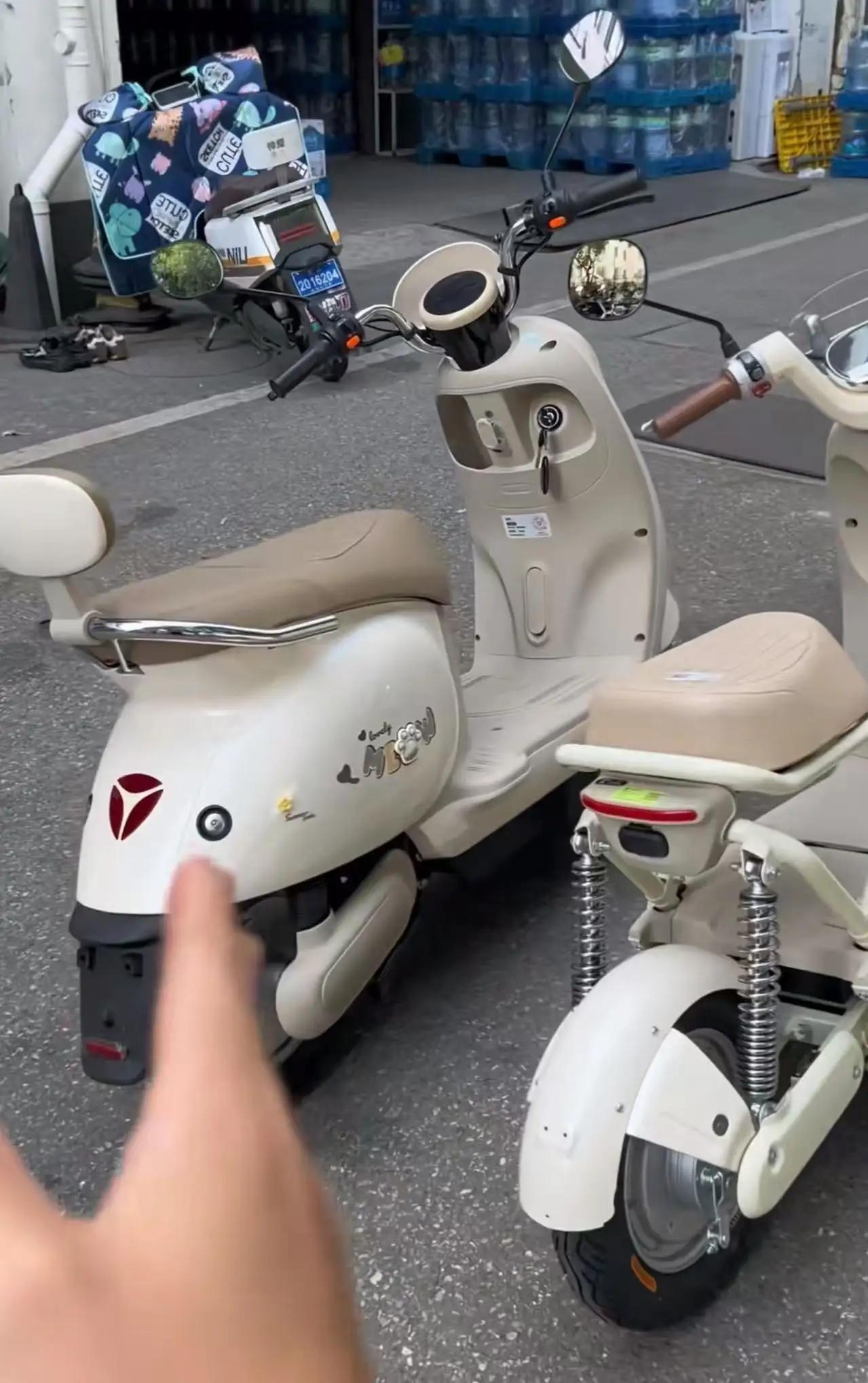 然而，这场“标准风暴”背后，折射出的是我们对新事物的陌生与担忧，也暴露出某些“专