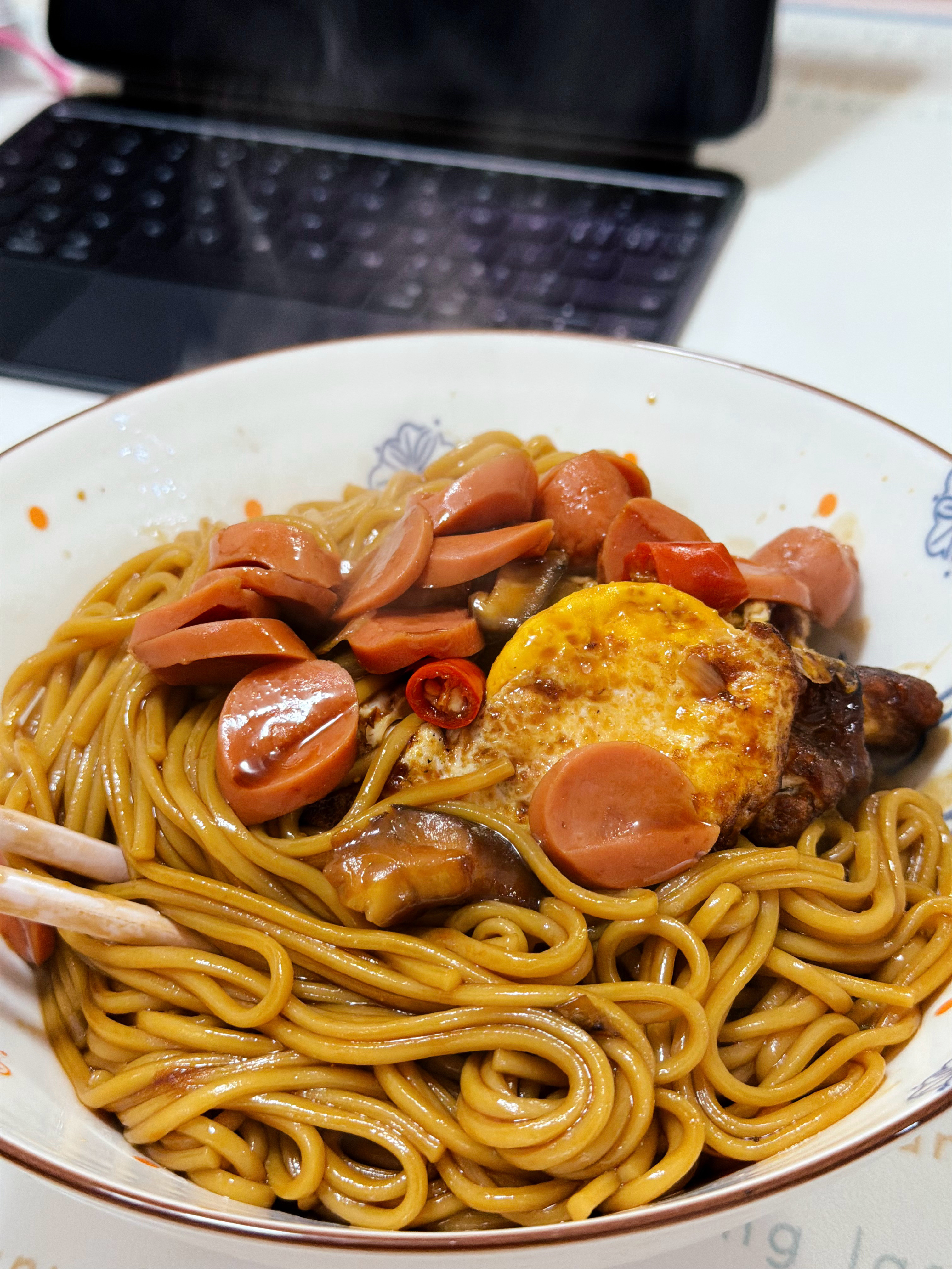 到家就有好吃的我女朋友做好了等着我回来