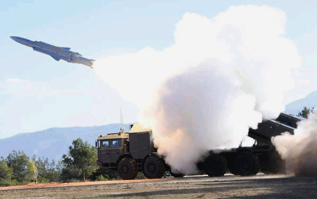 实射YJ-12B
