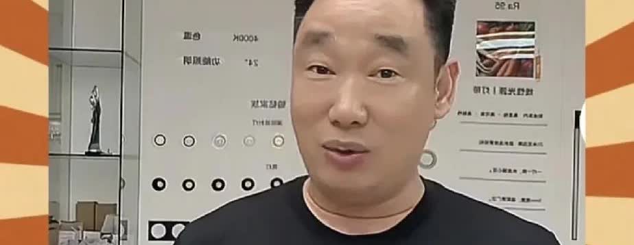 李佳舅舅发表的这一系列言论，阿杜给予驳斥。阿杜说李佳舅舅说的那些话，是因为他