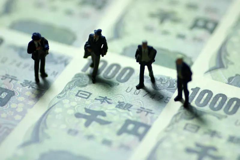 吃透日本30年经济下行规律：这3个赛道，熊市反而暴利！很多人都有一个误区：经济
