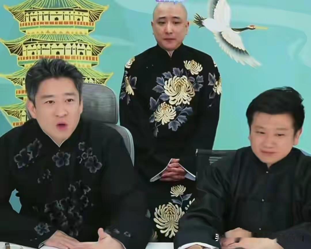 自称相声名门正宗侯宝林曾徒孙马季徒孙清华博士说相声，被骂“大材小用”？李寅飞一句