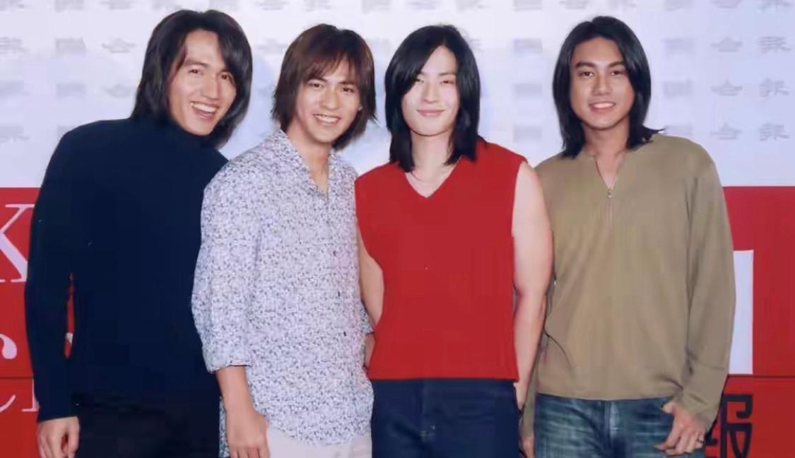 F4合体生变！朱孝天因直播说漏嘴意外出局！原本为庆祝成军25周年，F