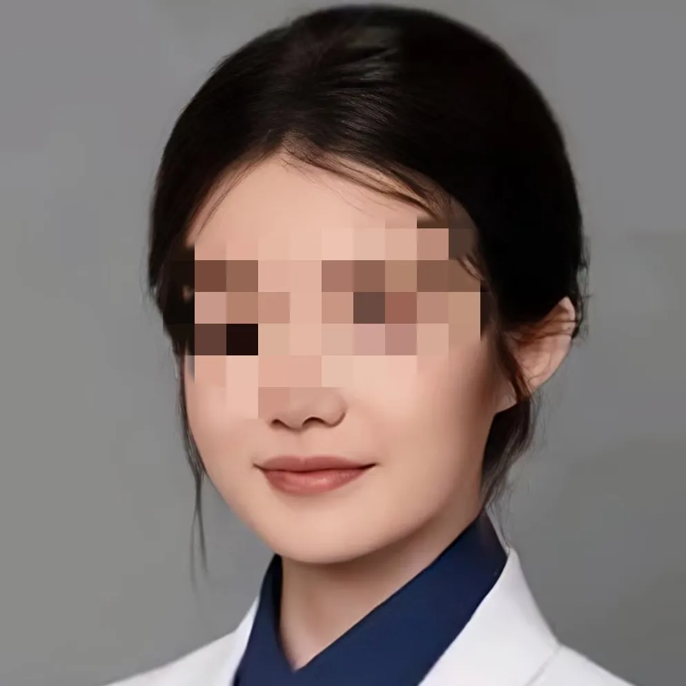 以前总觉得王思聪太张扬，花边新闻满天飞。自从出了董小姐事件，他那点花钱找乐子的事