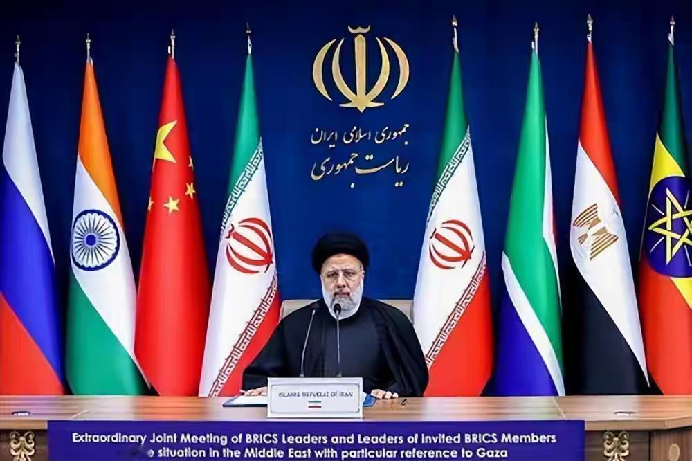 特朗普通告大战难免？中国突然表态，美两大隐忧浮出水面！中东局势炸锅！特朗普