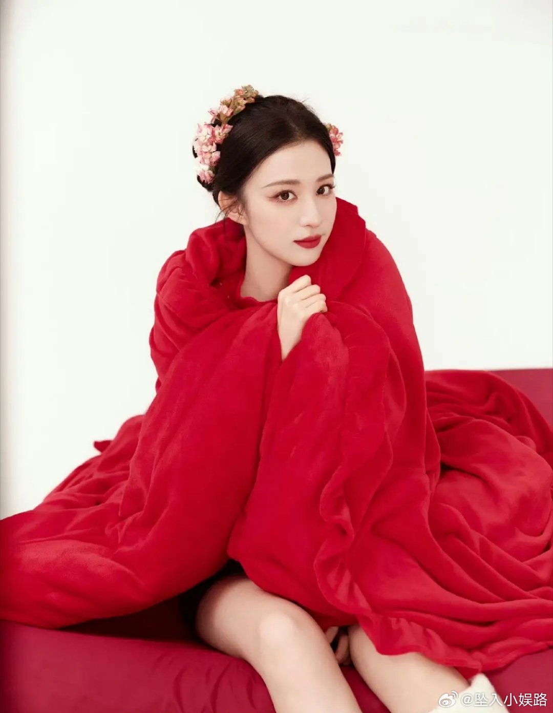 元宵节🌸营业图：田曦薇、孟子义、陈都灵、王楚然、鞠婧祎