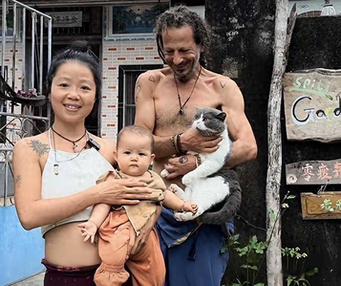 离谱！福建女子嫁希腊丈夫隐居海南，另类生活引热议！38岁福建女子林娜和希
