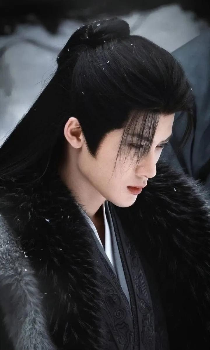 檀健次粉丝算是错付了，没想到原著小说作者这么不体面。本来是作者自己和几个书粉