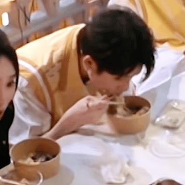 檀健次，干饭宝宝，要不开个吃播吧，真的好喜欢看​​​