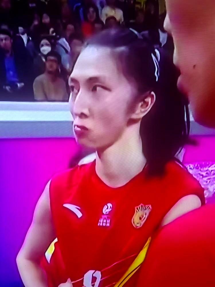 天赋这东西，有时候真挺玄乎的。蔡斌教练一句“还年轻，要锻炼”，点出了吴梦洁的