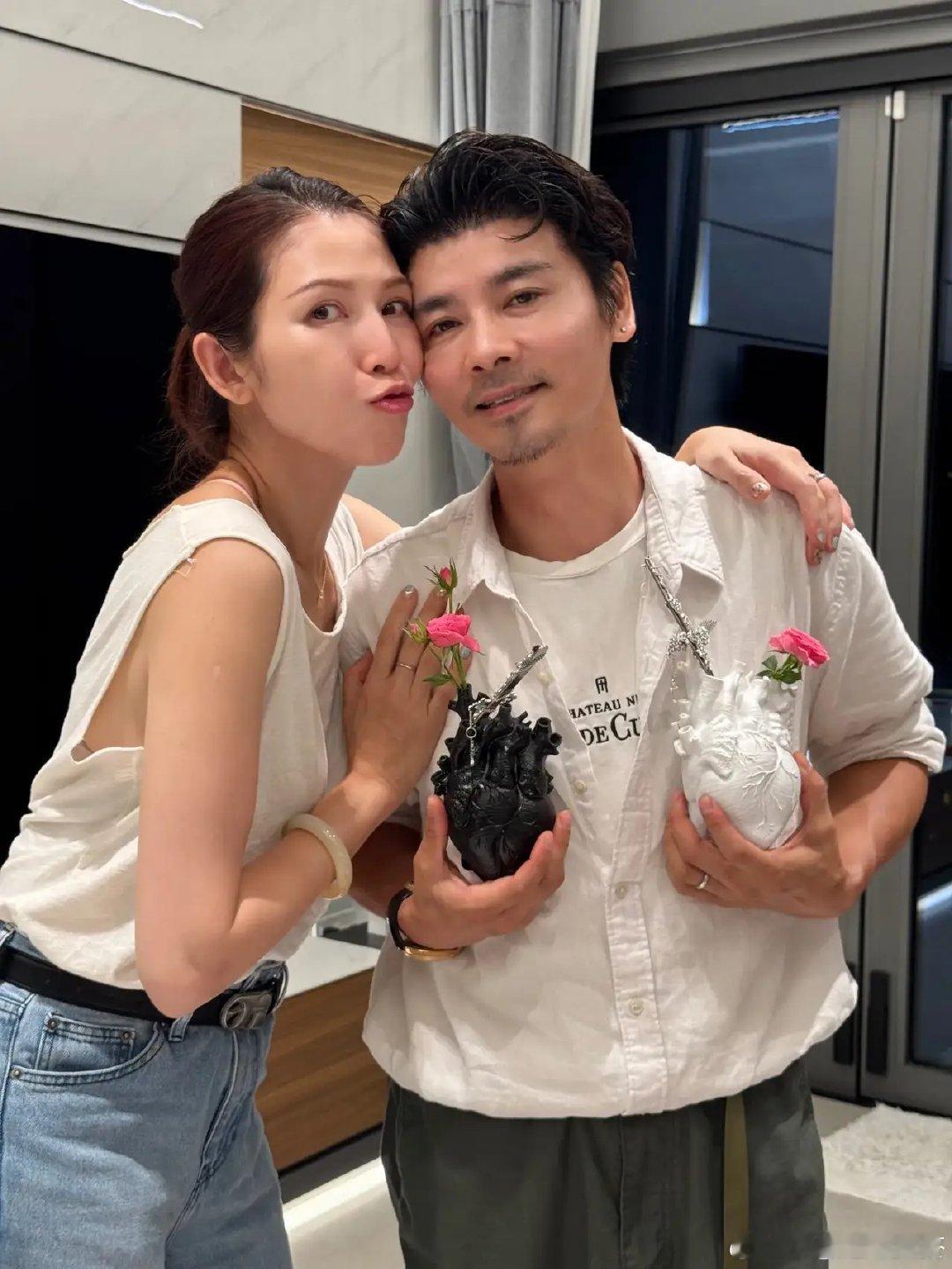 蔡少芬发文祝张晋生日快乐蔡少芬发文祝张晋生日快乐，一家五口好幸福蔡少芬晒全家福为
