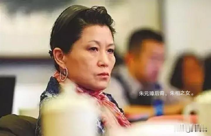 一副朱元璋的画像居然炸出来这么多文盲，实在是让人唏嘘，明太祖朱元璋的画像我从来没