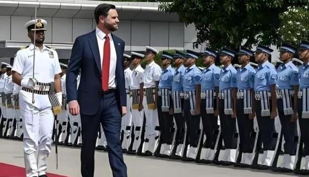 一个足以震动全球的地缘巨变信号，实实在在地拉开了大幕。这场大变局的终极博弈者绝不