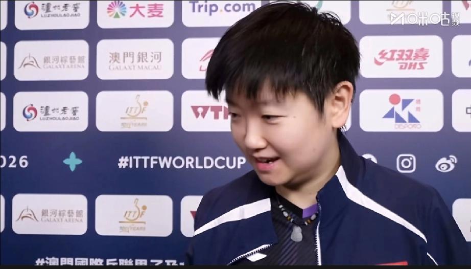 四月第一天的孙颖莎好开心[赞][笑着哭]！成功减肥后的孙颖莎今天直落三局神速击败