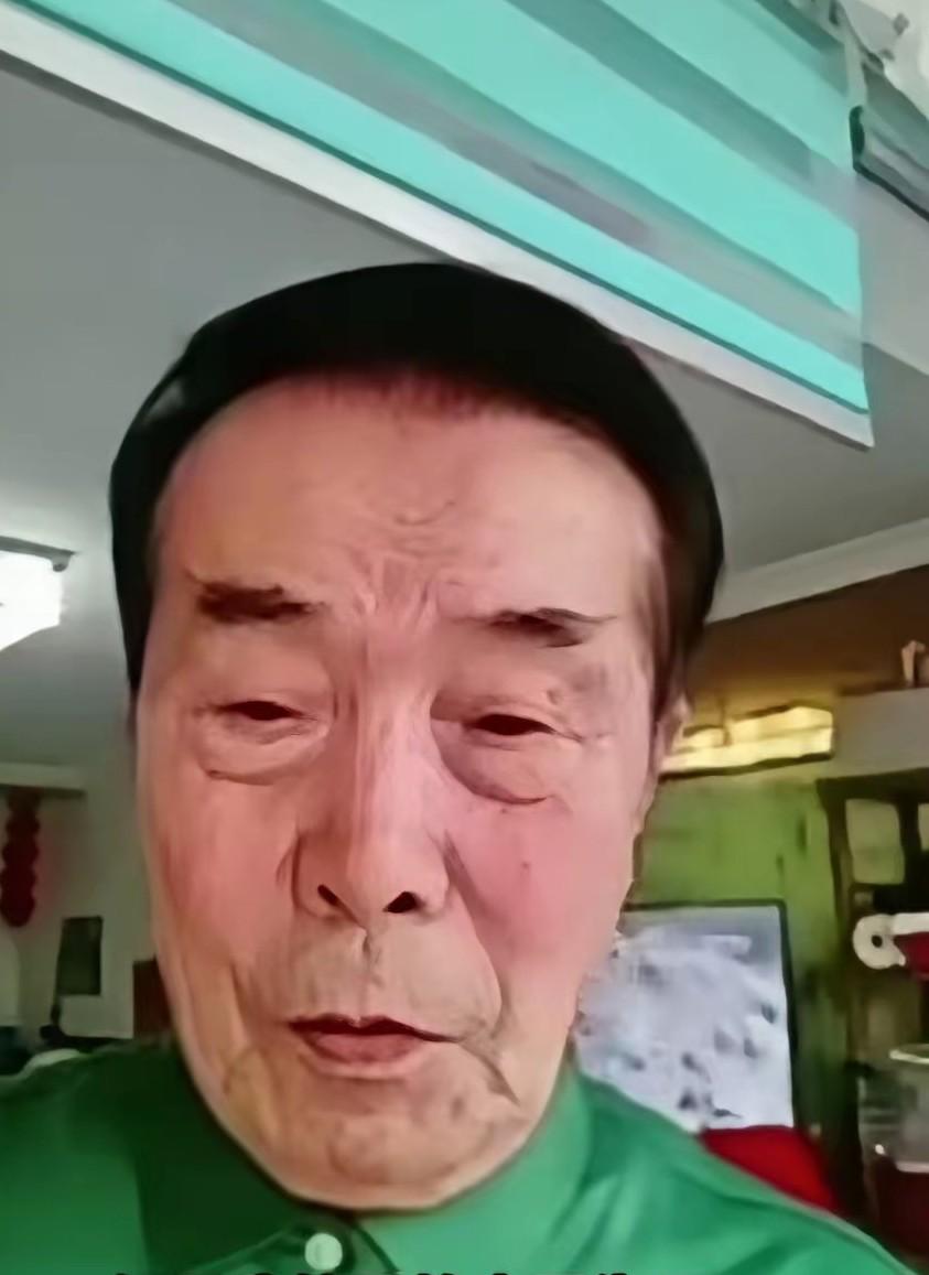 何庆魁老师再一次白发人送黑发人，他唯一的女儿何平因为心脏病去世了。只有54岁。很