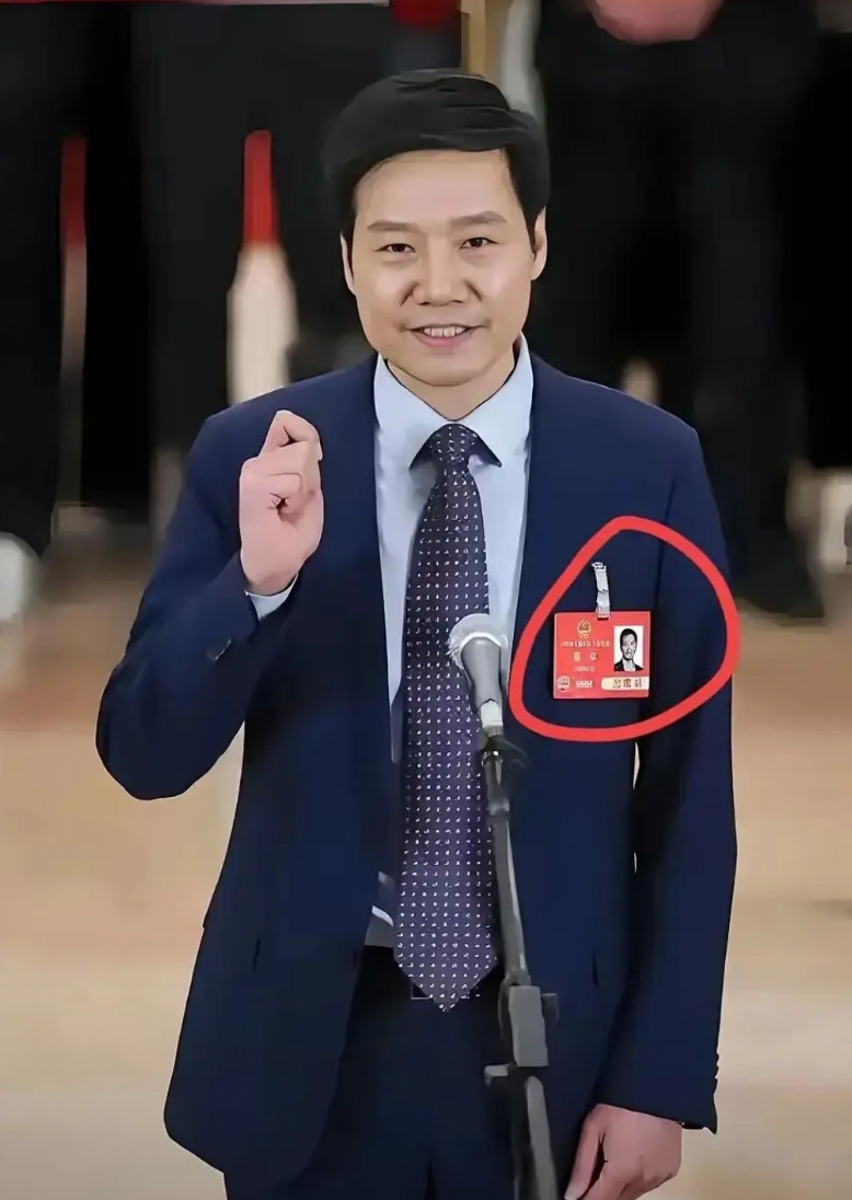 被华为狠狠上了一课！老米粉连夜"改旗易帜"救命！昨晚刷到华为nova14发布会