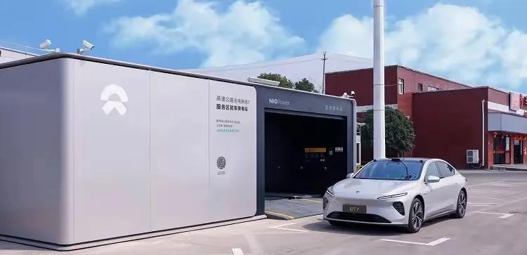 李斌这一次扬眉吐气，6月卖了新车24925台，增长17.5%从数据来讲相当不错