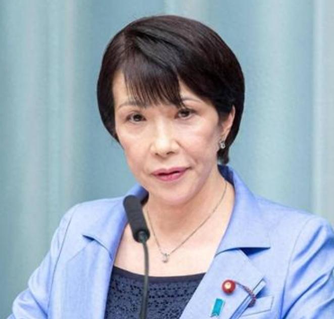 高市早苗终于开始害怕了，打电话给北约秘书长吕特，可是北约也救不了日本，说白了，北