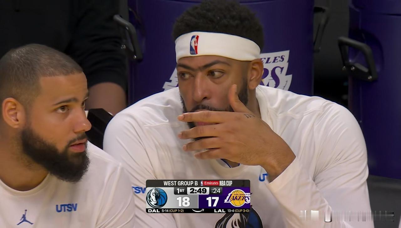 湖人三当家里弗斯真是得了便宜还卖乖！在今天湖人主场以129：119击败独行侠的赛