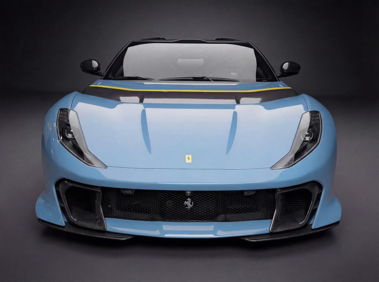 法拉利(ferrari)全新-812CAperta＂粤Z澳牌-2xx