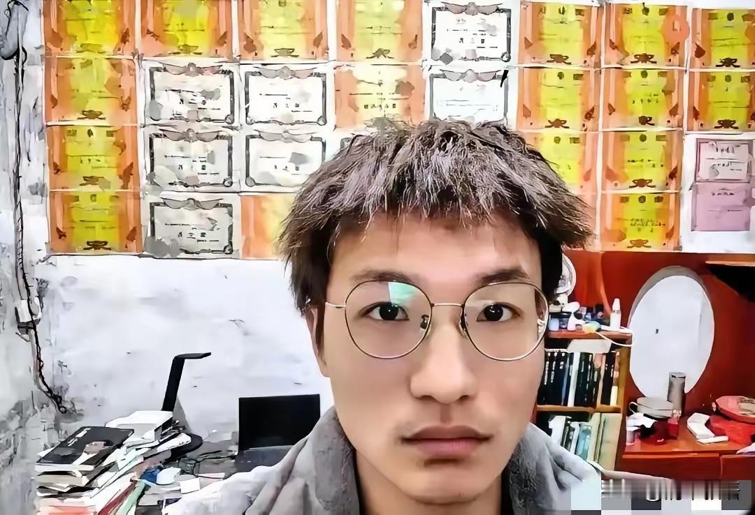 5月3日有真实报道，湖南湘西一名男生，大学毕业五年，连续五次考研全部失利。这些年