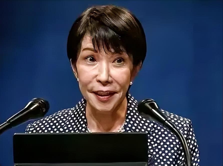 反转！日本《每日新闻》发布最新民调显示，高市内阁上任8个月，民调不支持率首超支持