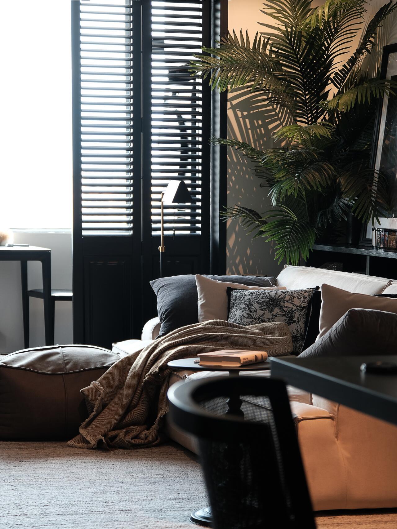 人不能一直住太差的房子，广州35岁一男生，做了十几年酒店设计师，过去那些年，他和