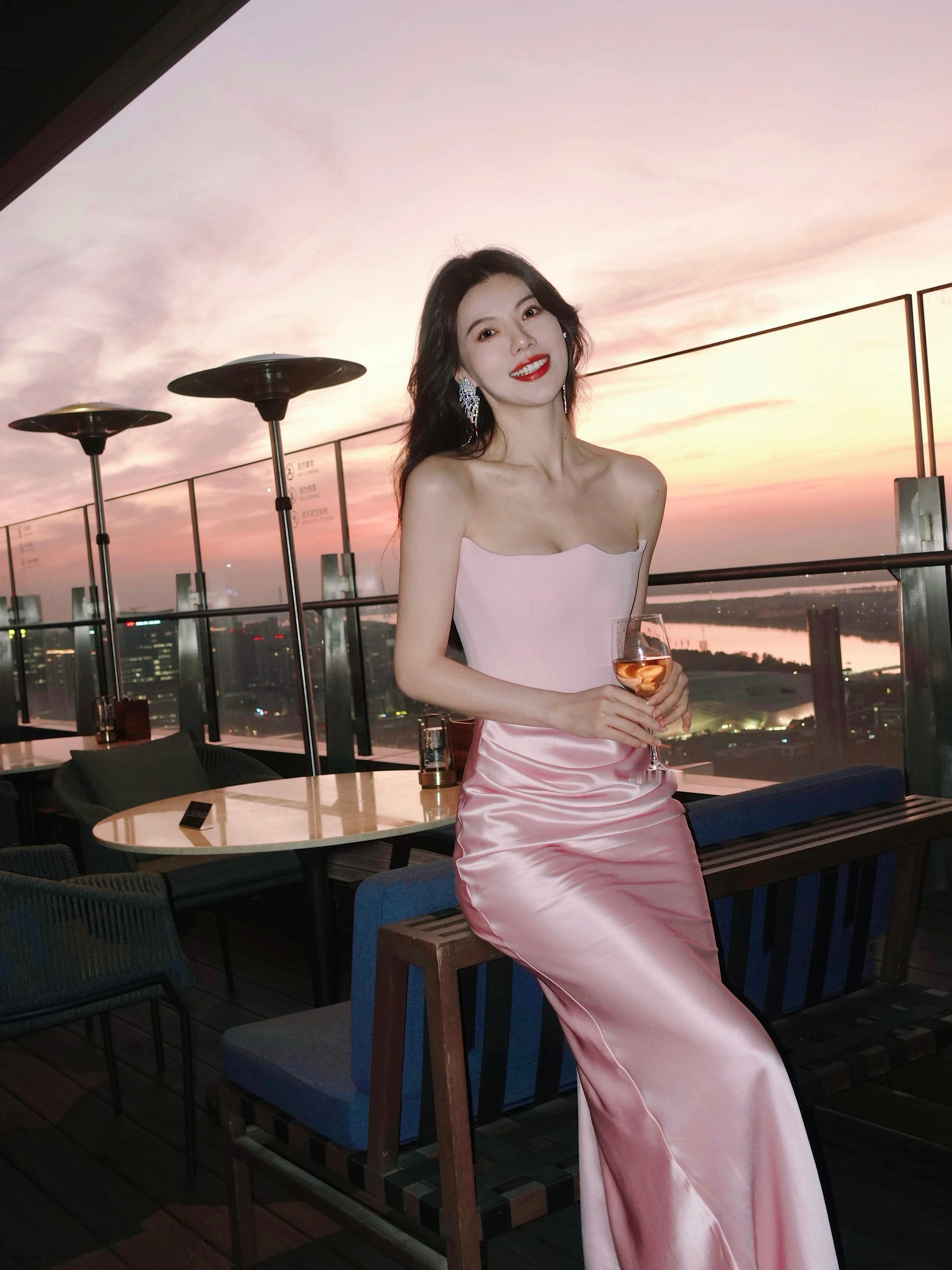 长裙姐姐是一种感觉🥂今天穿什么​​​